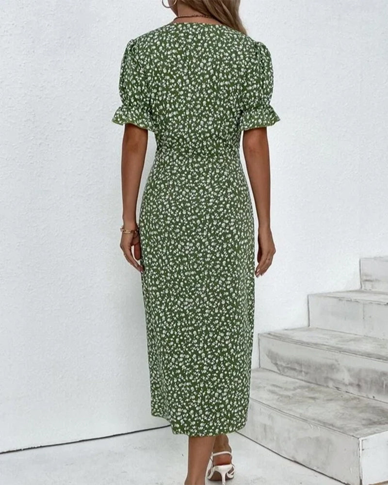 Ellaine | Floral Summer Style with Flattering Fit