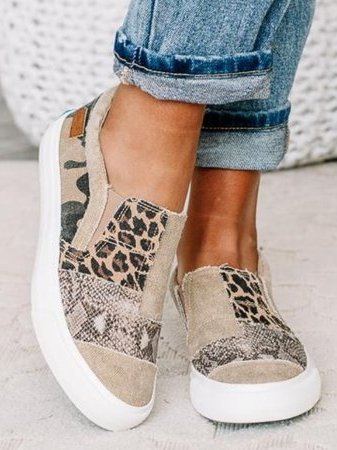 Astrid | Trendy Pain-Relief Slip-Ons